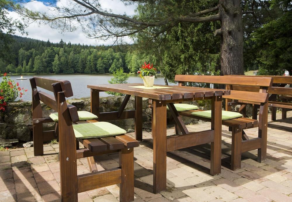 Orea Resort Devet Skal Vysocina Снежне Экстерьер фото